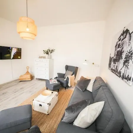 Luv Im Haus Demory Apartment