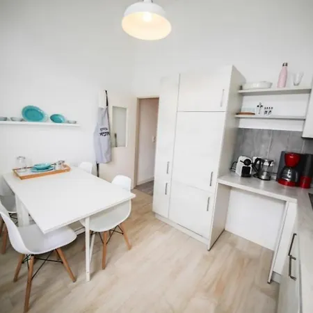 Luv Im Haus Demory Apartment